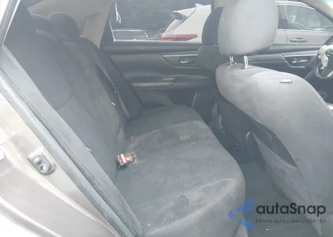 2015 Nissan Altima 2.5/S/Sv/Sl z USA, uszkodzony, nr VIN 1N4AL3AP4FC468254